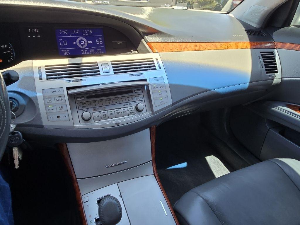 Toyota Avalon  2007