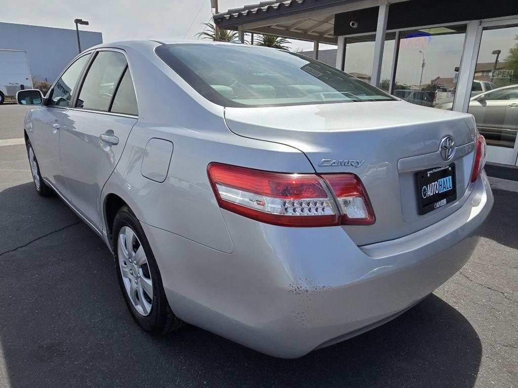 Toyota Camry  2010