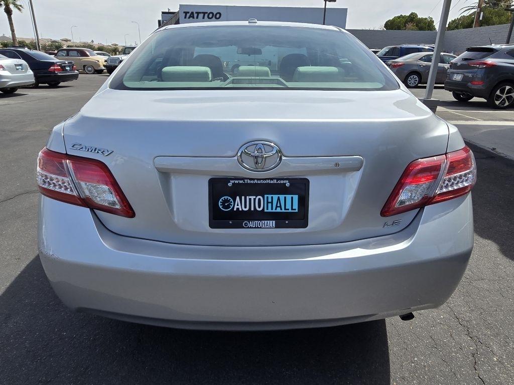Toyota Camry  2010