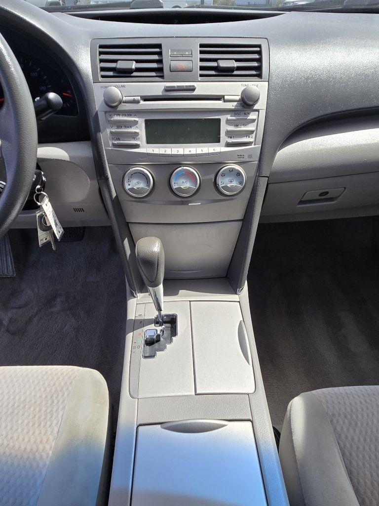Toyota Camry  2010