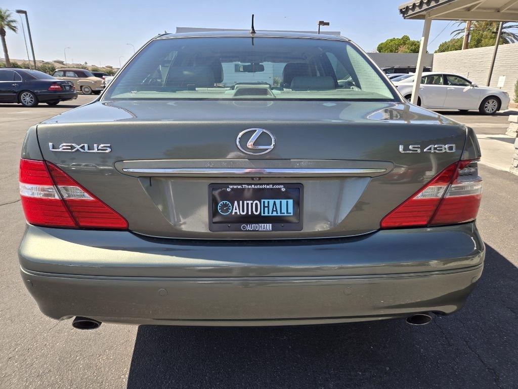 Lexus LS 430  2004