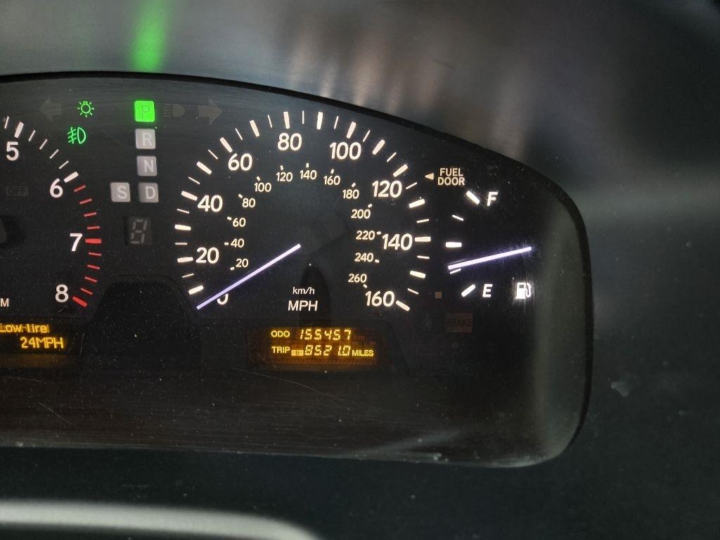 Lexus LS 430  2004