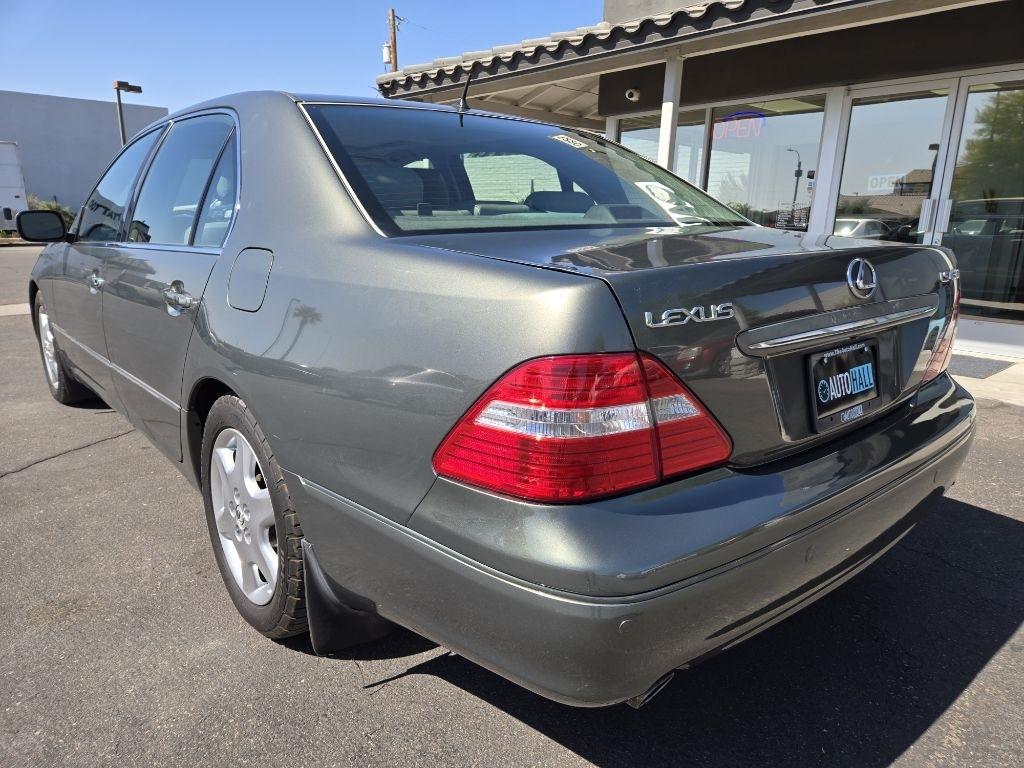 Lexus LS 430  2004