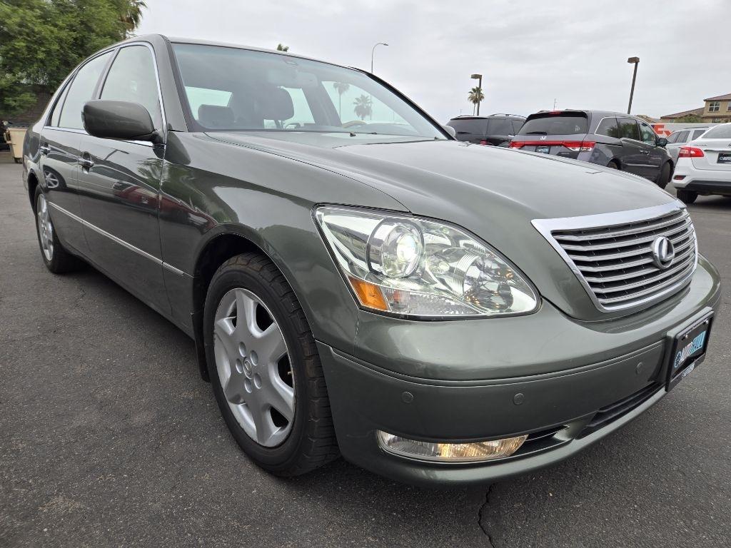 Lexus LS 430  2004