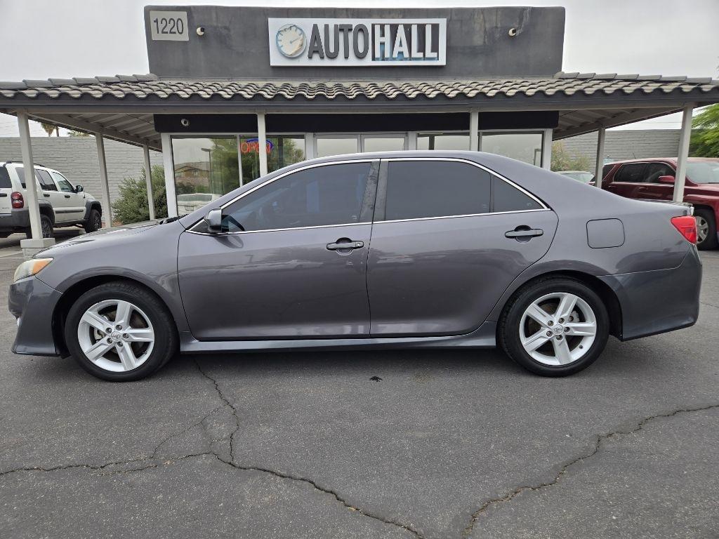 Toyota Camry  2014