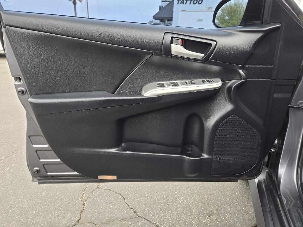 Toyota Camry  2014