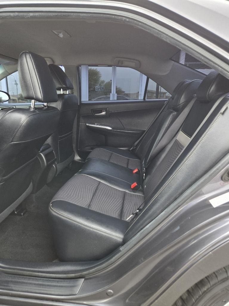 Toyota Camry  2014