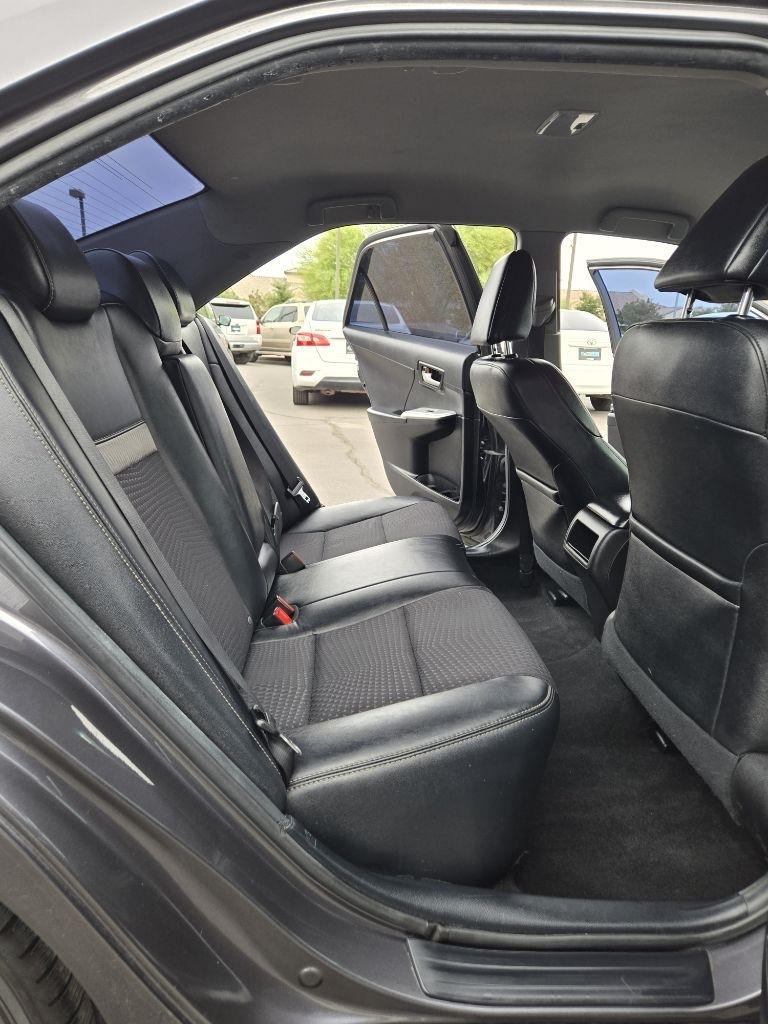 Toyota Camry  2014