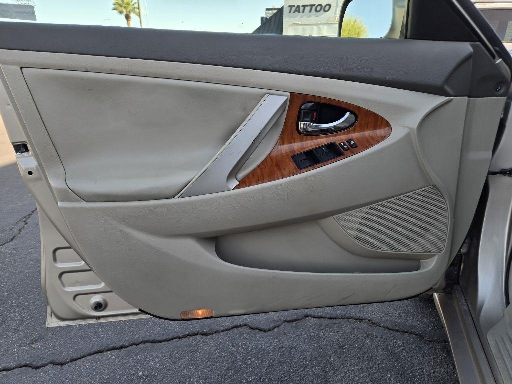 Toyota Camry  2008