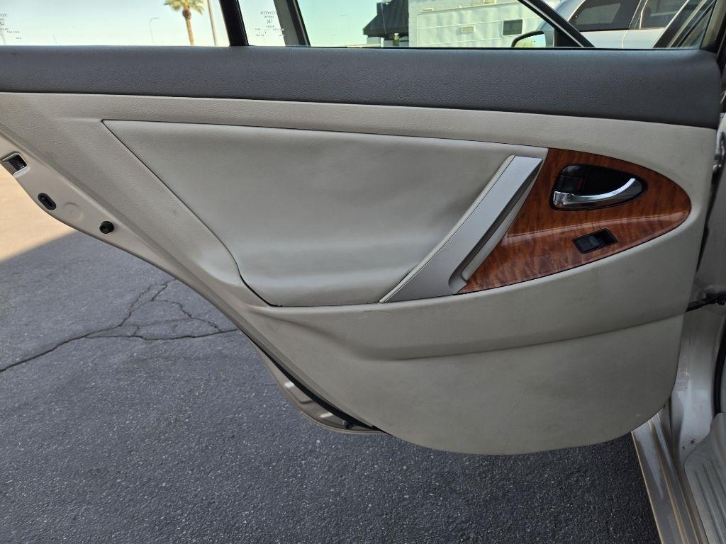 Toyota Camry  2008