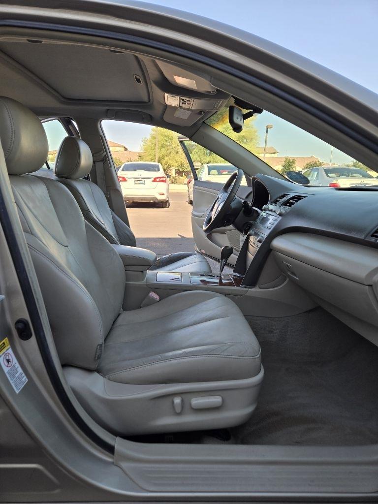 Toyota Camry  2008