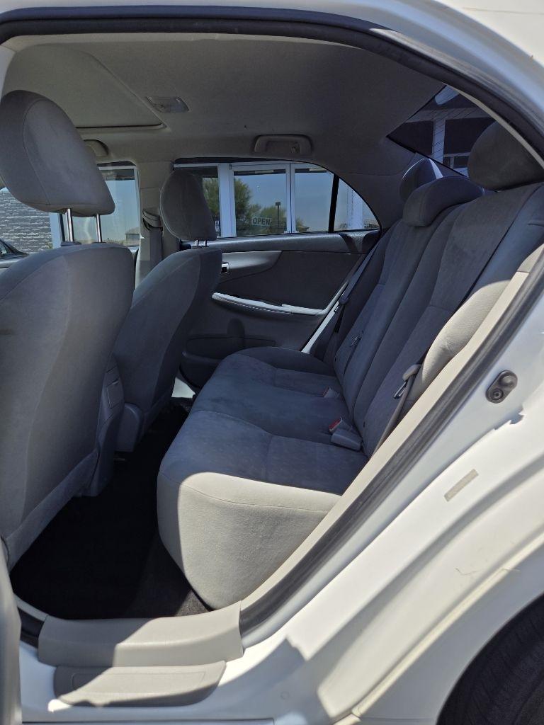 Toyota Corolla  2009