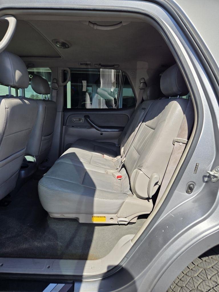 Toyota Sequoia  2006