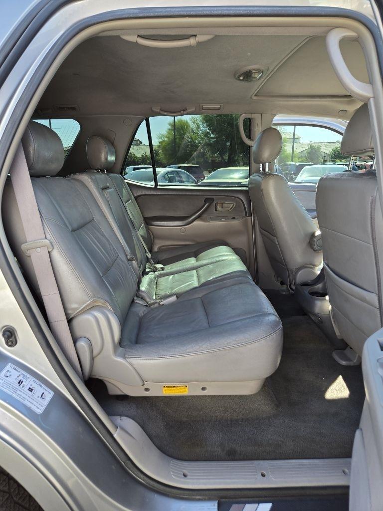 Toyota Sequoia  2006