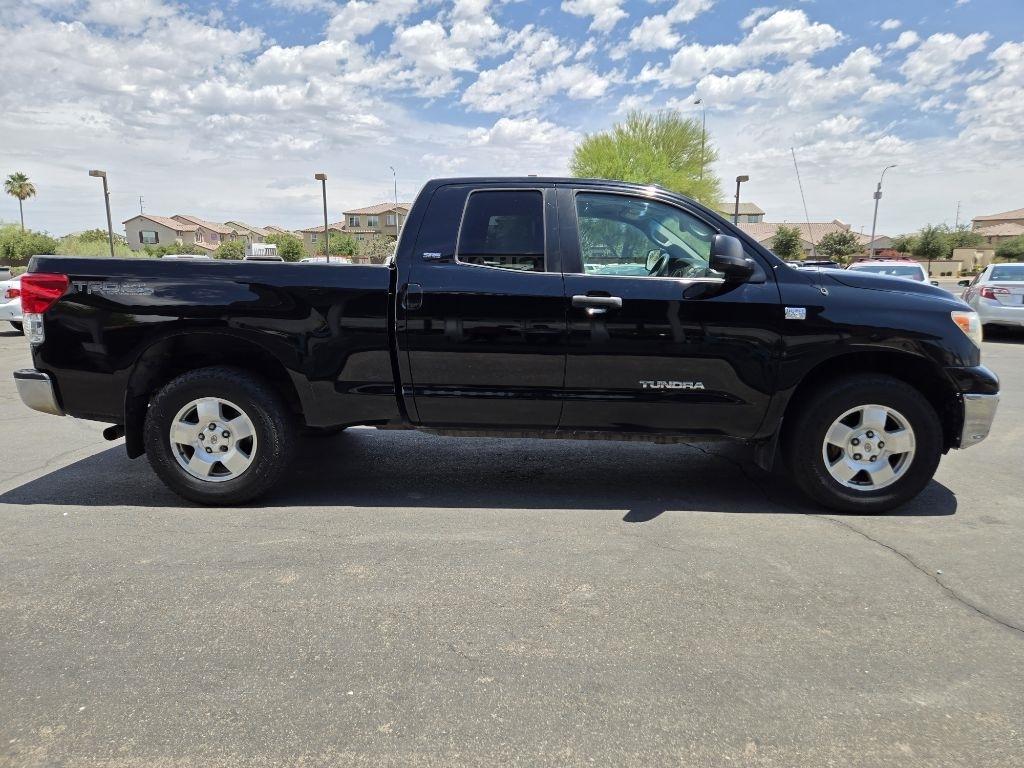 Toyota Tundra  2010
