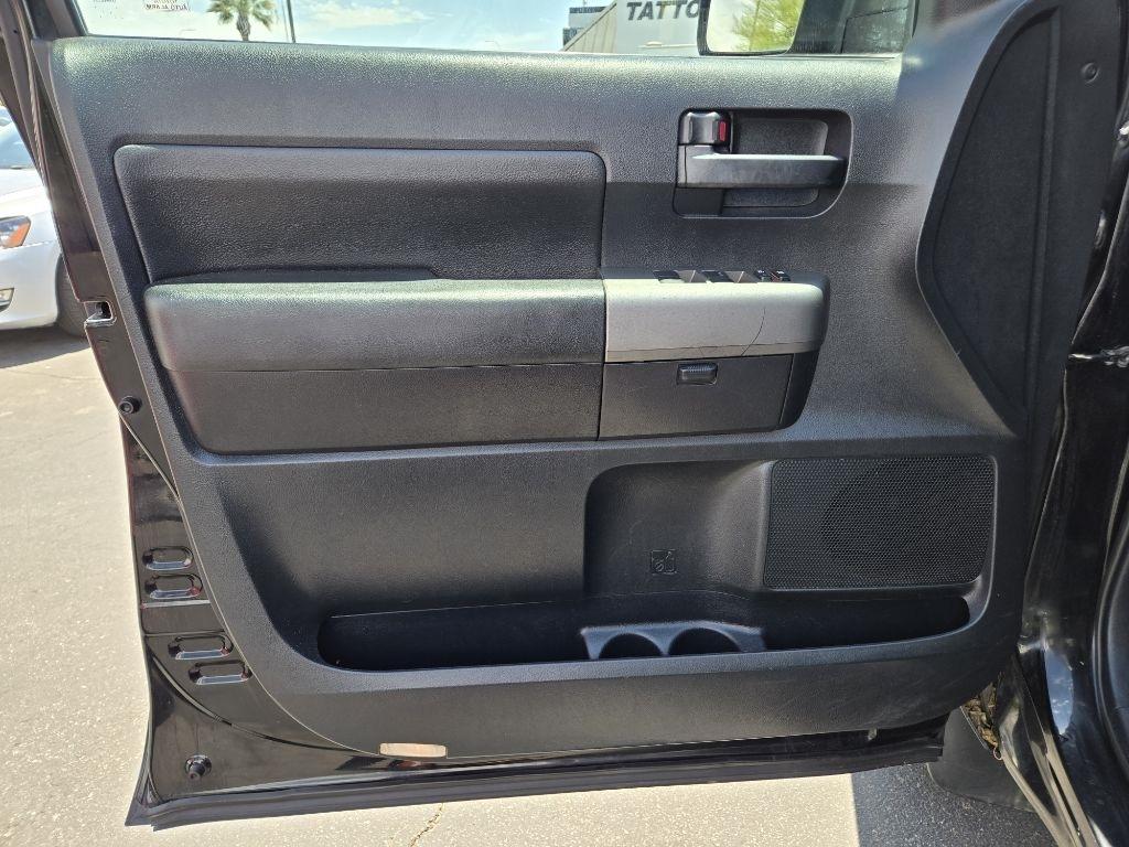 Toyota Tundra  2010