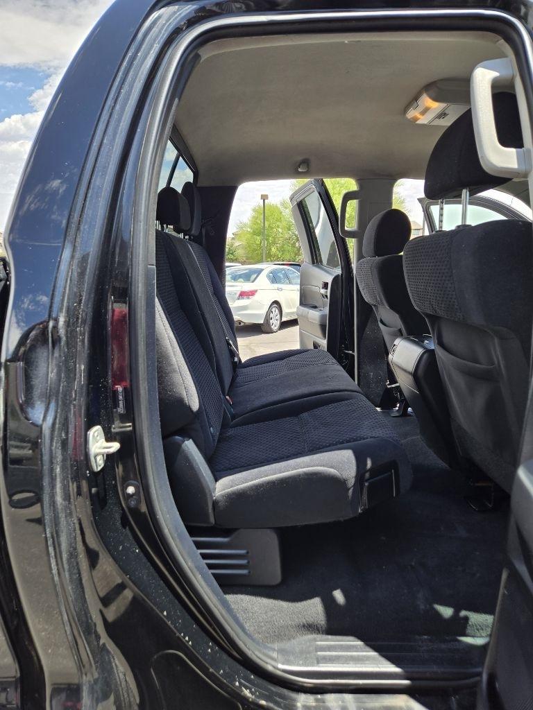 Toyota Tundra  2010