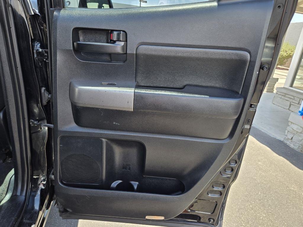 Toyota Tundra  2010