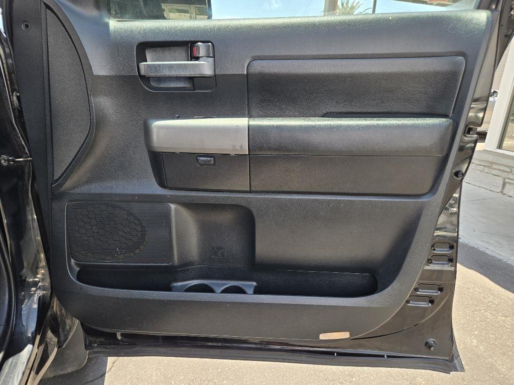 Toyota Tundra  2010