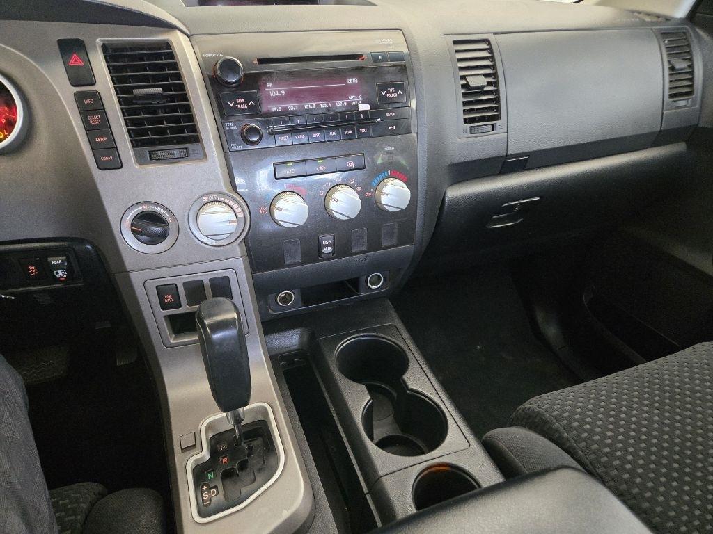 Toyota Tundra  2010