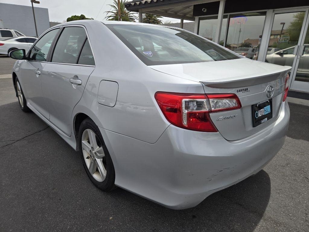 Toyota Camry  2013
