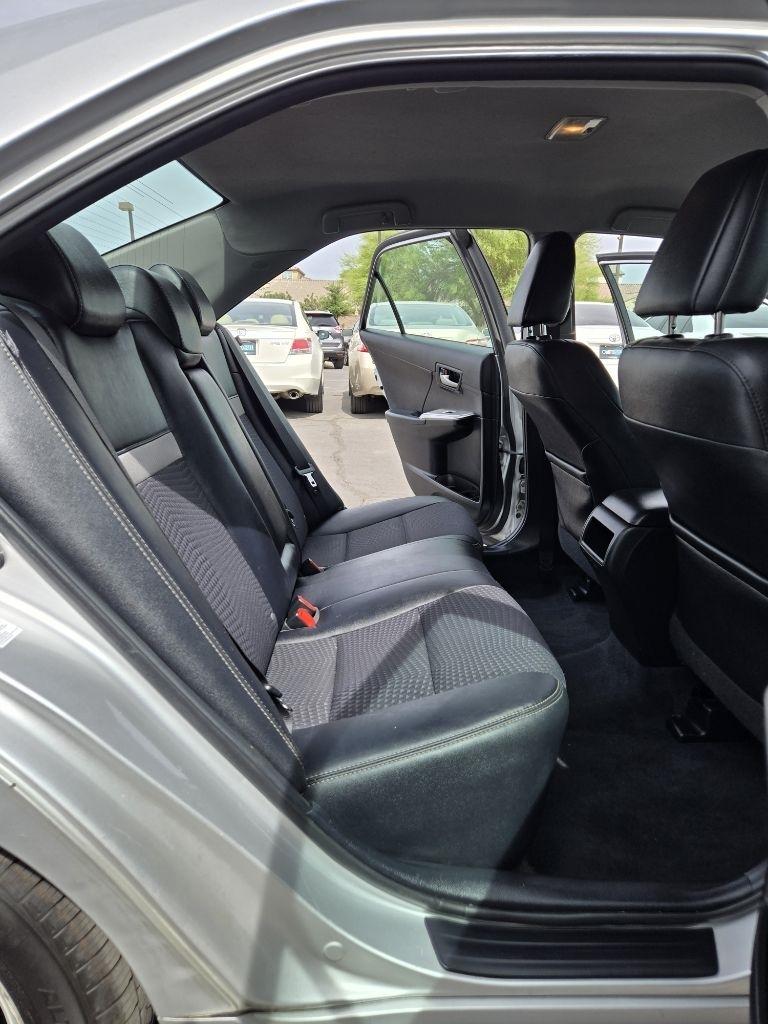 Toyota Camry  2013