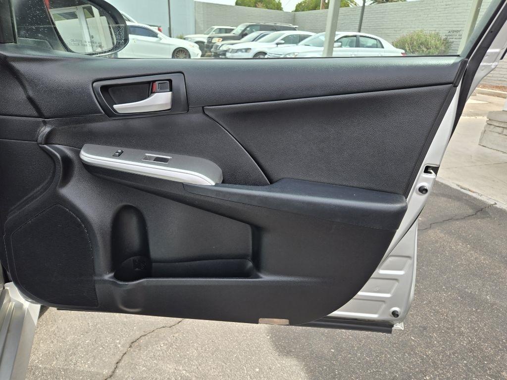 Toyota Camry  2013