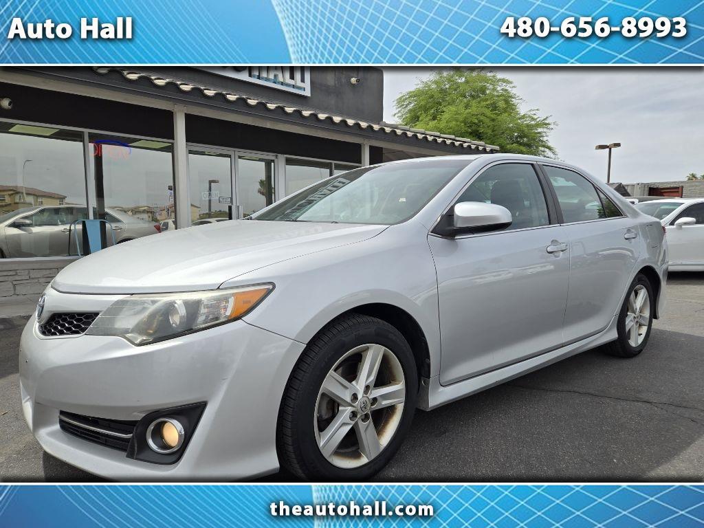 2013 Toyota Camry 2.5 Auto SE's photo