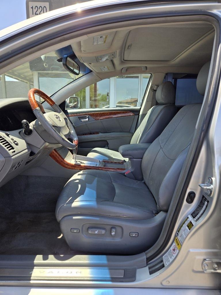 Toyota Avalon  2007