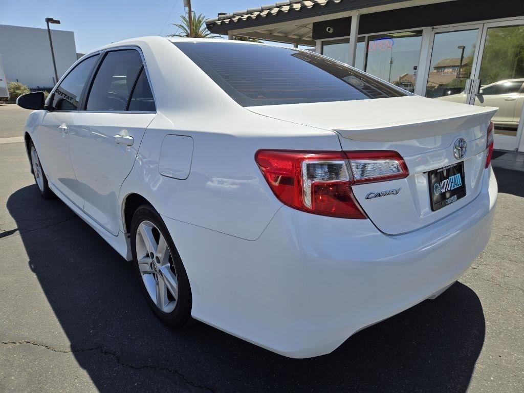 Toyota Camry  2014