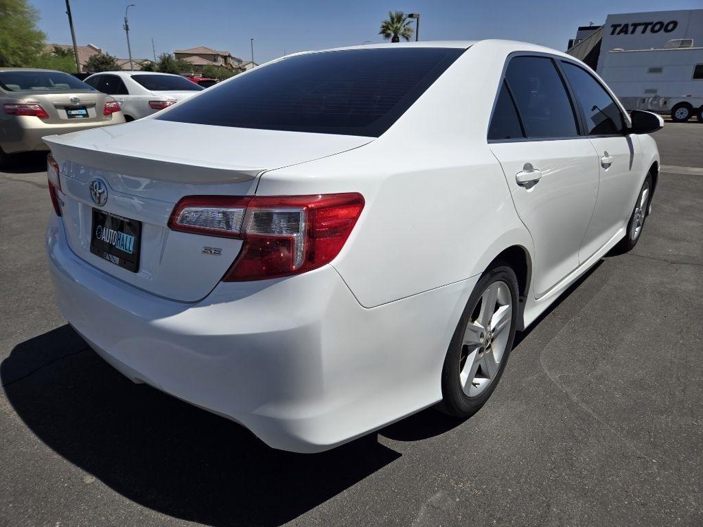 Toyota Camry  2014