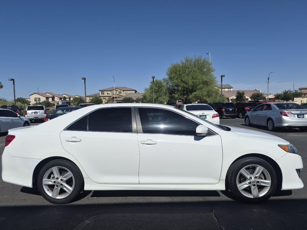 Toyota Camry  2014