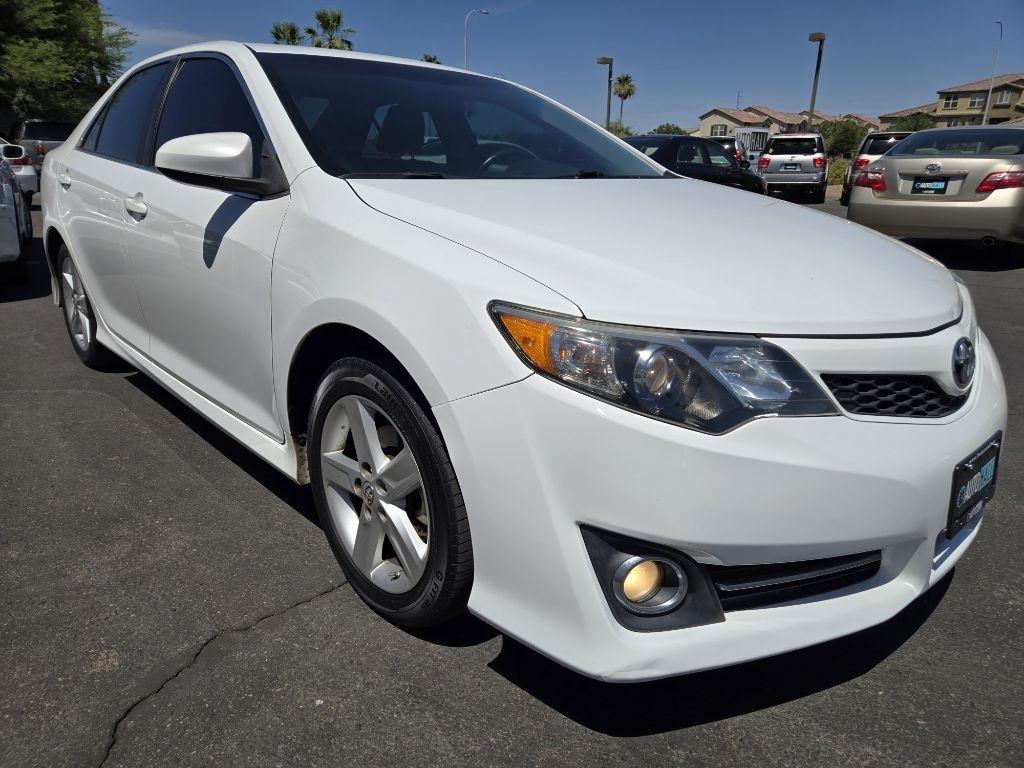 Toyota Camry  2014