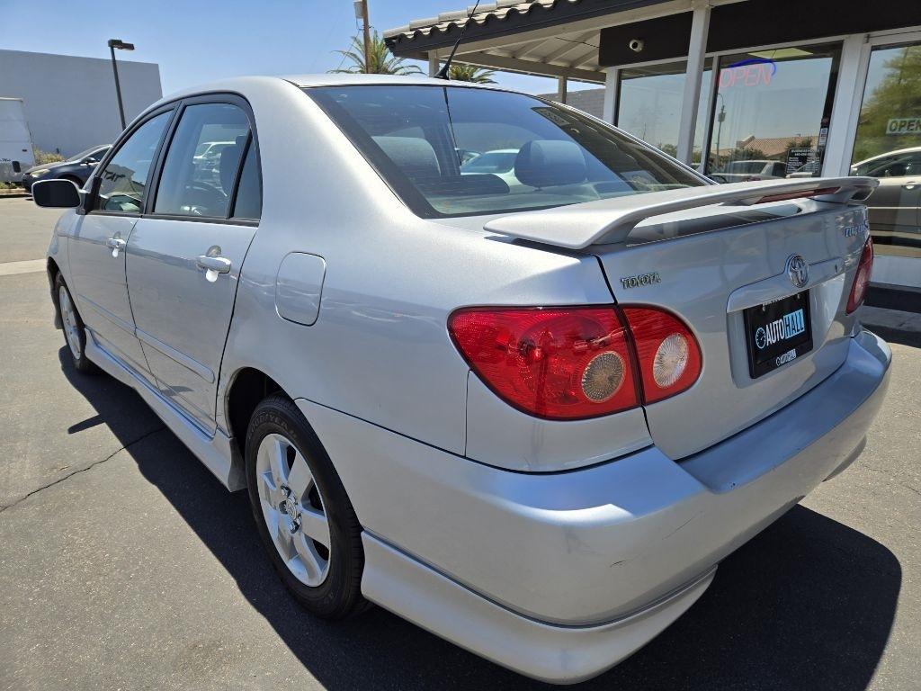Toyota Corolla  2010