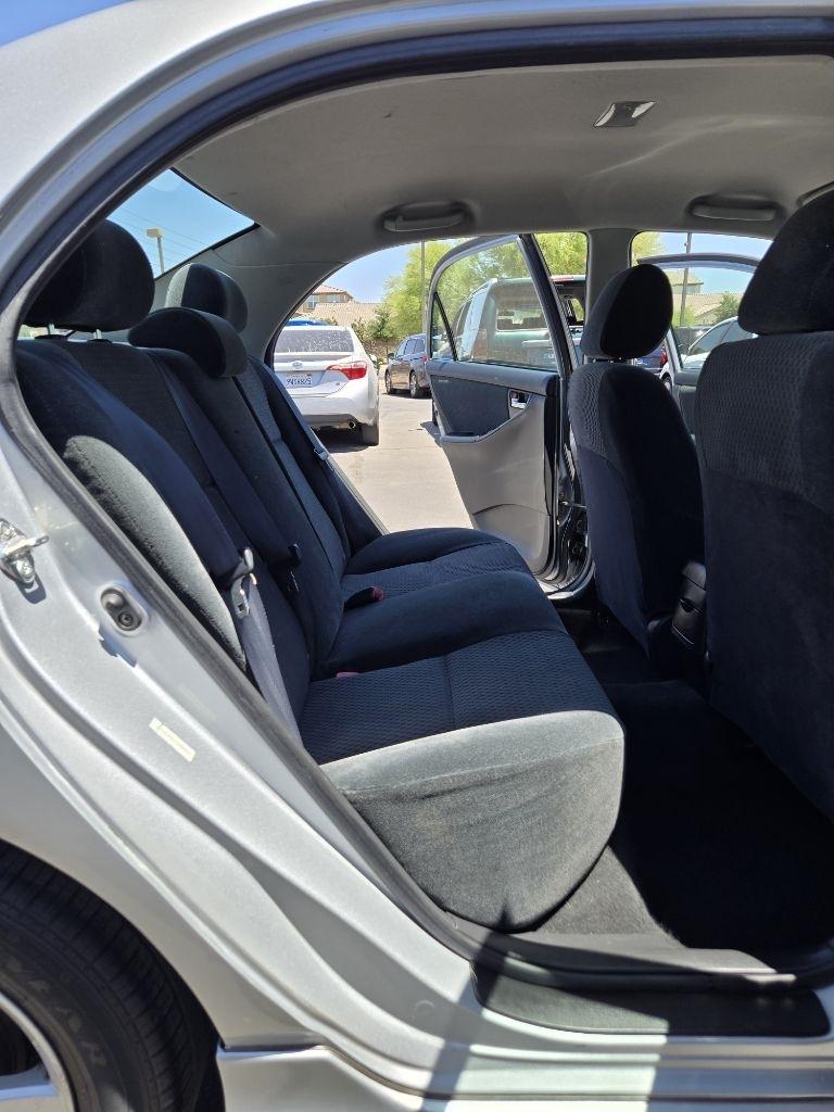 Toyota Corolla  2010