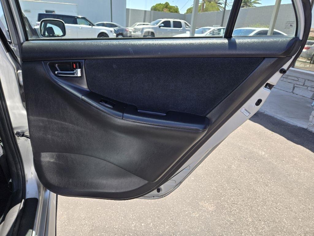 Toyota Corolla  2010