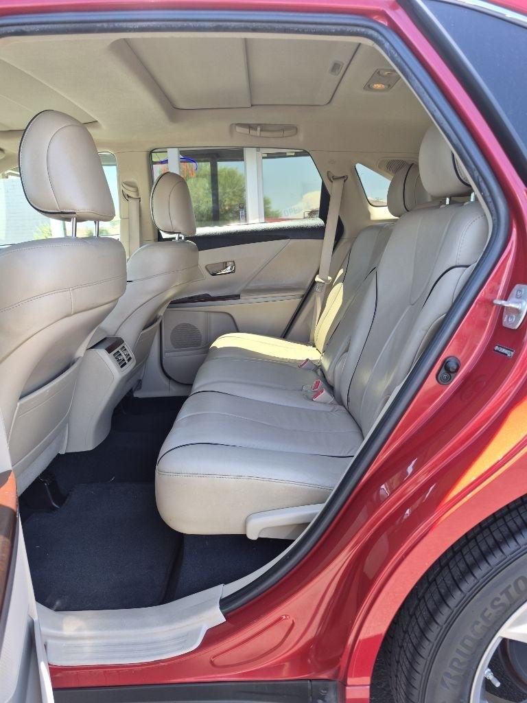 Toyota Venza  2010