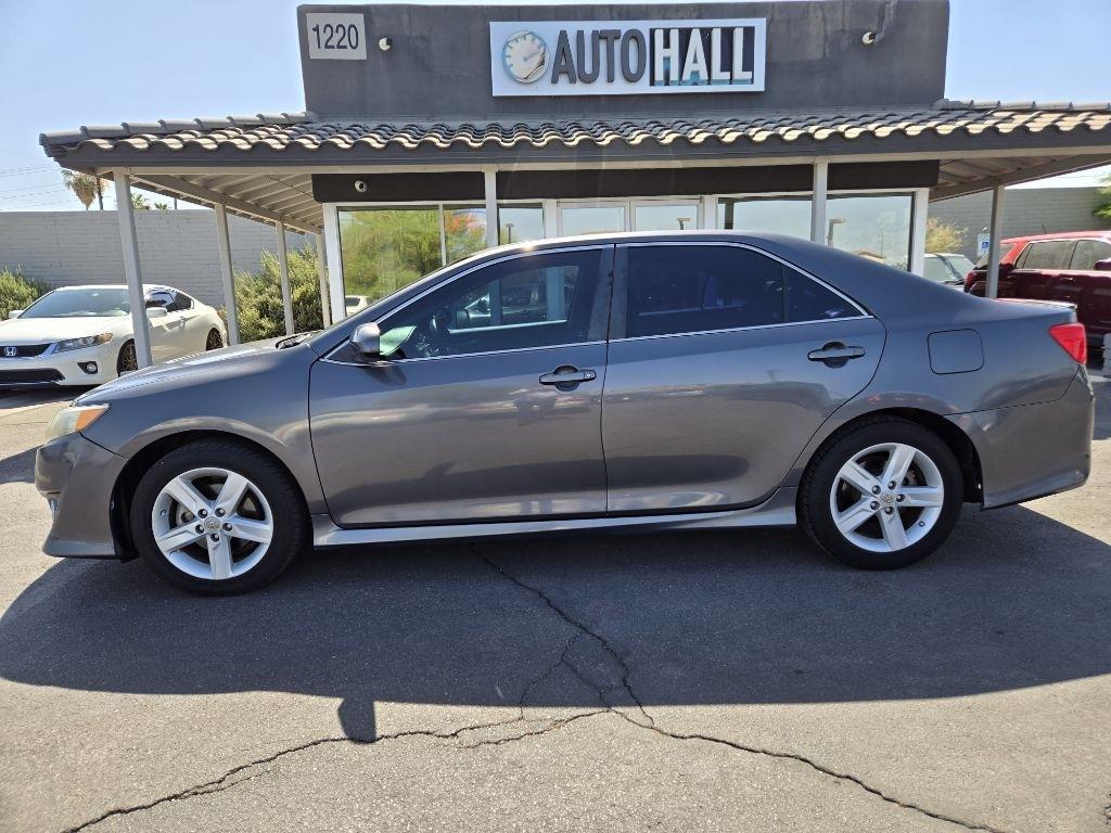 Toyota Camry  2012