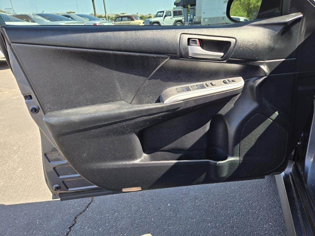 Toyota Camry  2012
