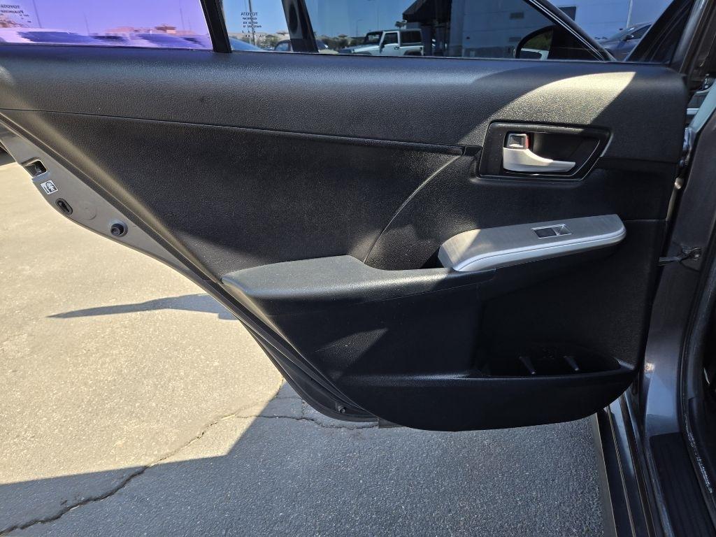 Toyota Camry  2012