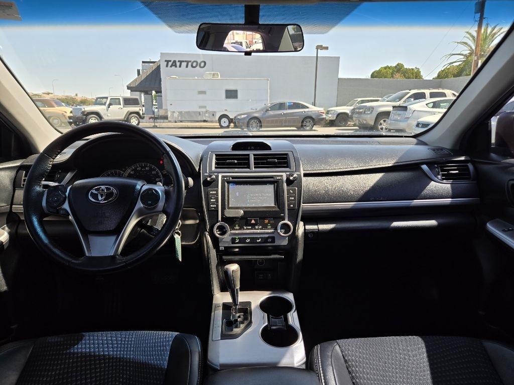 Toyota Camry  2012