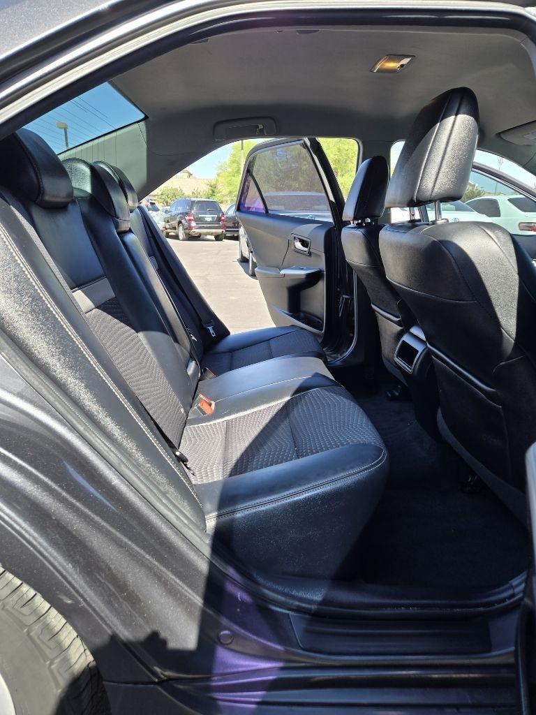 Toyota Camry  2012