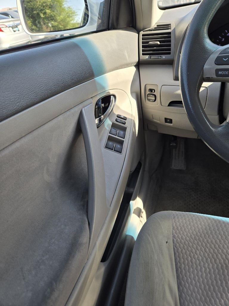 Toyota Camry  2011