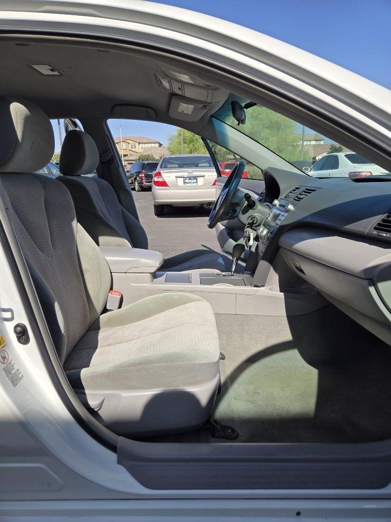 Toyota Camry  2011