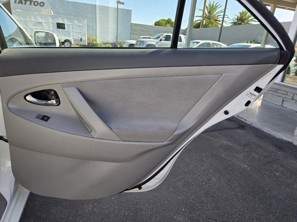 Toyota Camry  2011