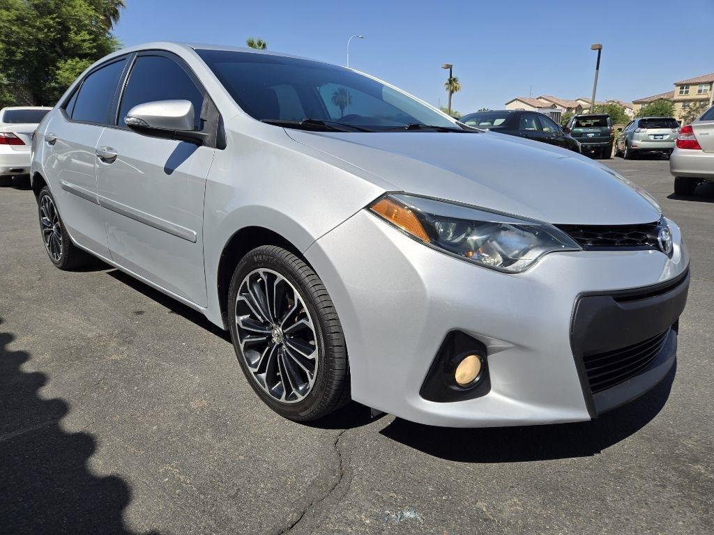 Toyota Corolla  2014