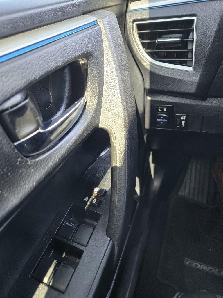 Toyota Corolla  2014