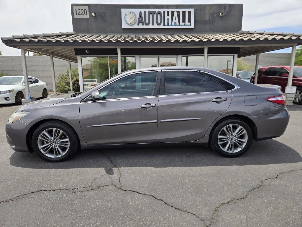 Toyota Camry  2016