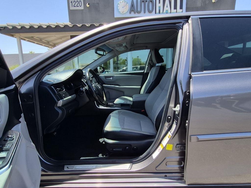 Toyota Camry  2016