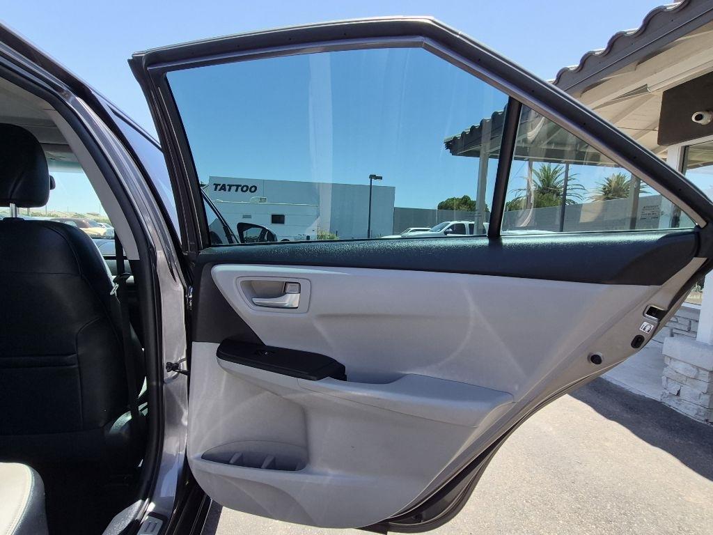 Toyota Camry  2016